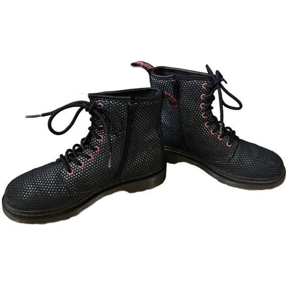 Dr. Martens Delaney Black Lace Up 90s Boots w/Metallic Rainbow Accents (Size: 5) - Picture 3 of 13